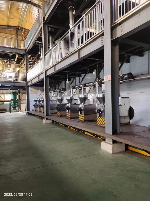 四川榨油机深度测评：万澳铭派如何用技术重塑油坊盈利模�